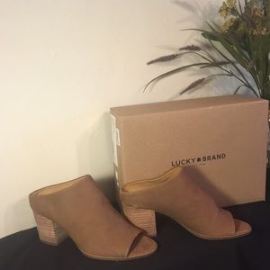 Lucky Brand Heeled mule SZ 7